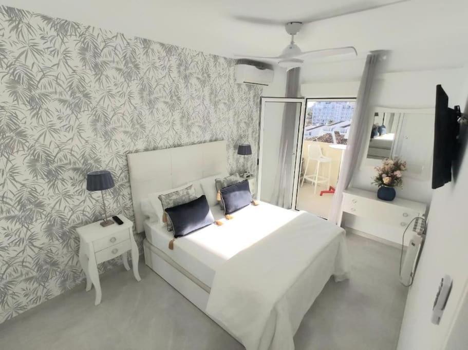 Lux. Frontbeach-Terrace. 5 Pools.Tv. 2 A.C.Netflix Benalmádena Zewnętrze zdjęcie
