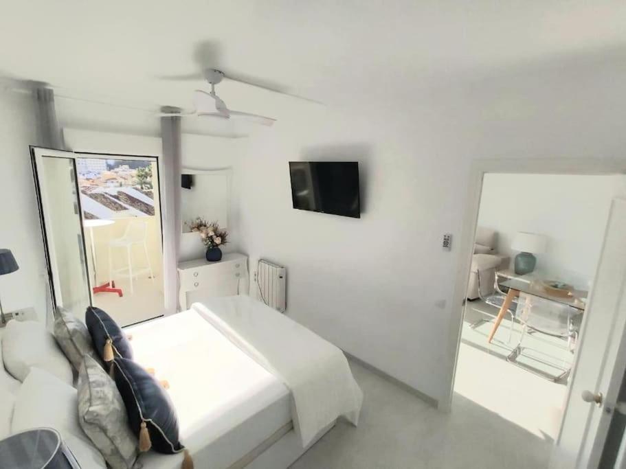 Lux. Frontbeach-Terrace. 5 Pools.Tv. 2 A.C.Netflix Benalmádena Zewnętrze zdjęcie