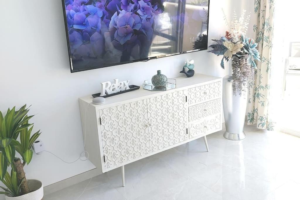 Lux. Frontbeach-Terrace. 5 Pools.Tv. 2 A.C.Netflix Benalmádena Zewnętrze zdjęcie