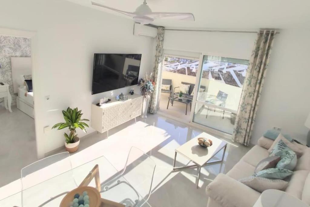 Lux. Frontbeach-Terrace. 5 Pools.Tv. 2 A.C.Netflix Benalmádena Zewnętrze zdjęcie