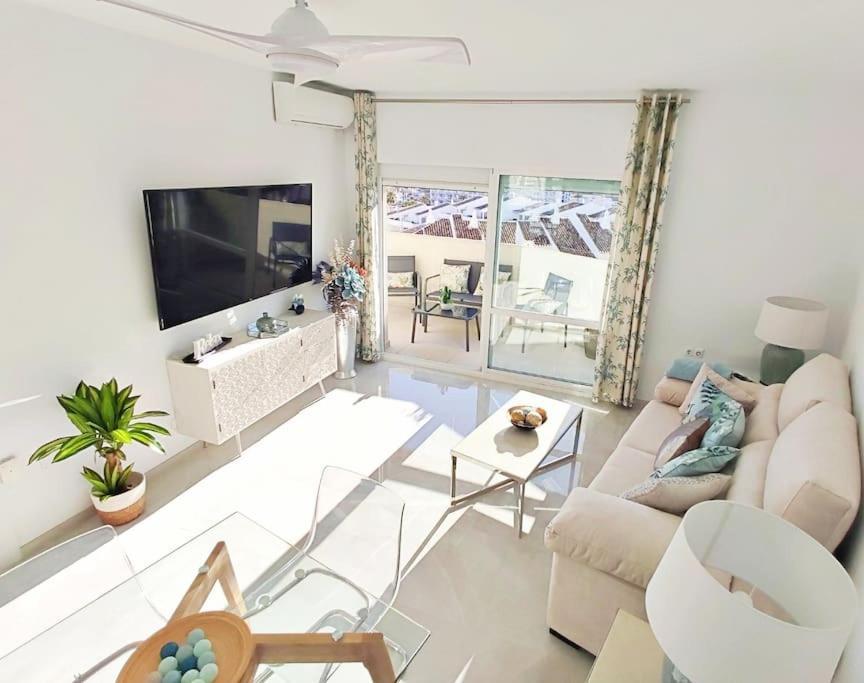 Lux. Frontbeach-Terrace. 5 Pools.Tv. 2 A.C.Netflix Benalmádena Zewnętrze zdjęcie